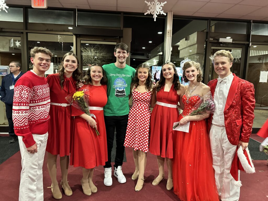 Den Dombroski with students - White Christmas 2023